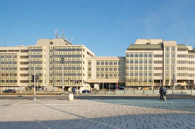 HRADČANSKÁ OFFICE CENTER
